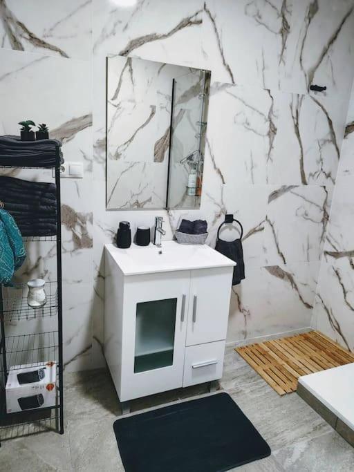 7P Centrico Piso Con Encanto Valencia Eksteriør bilde